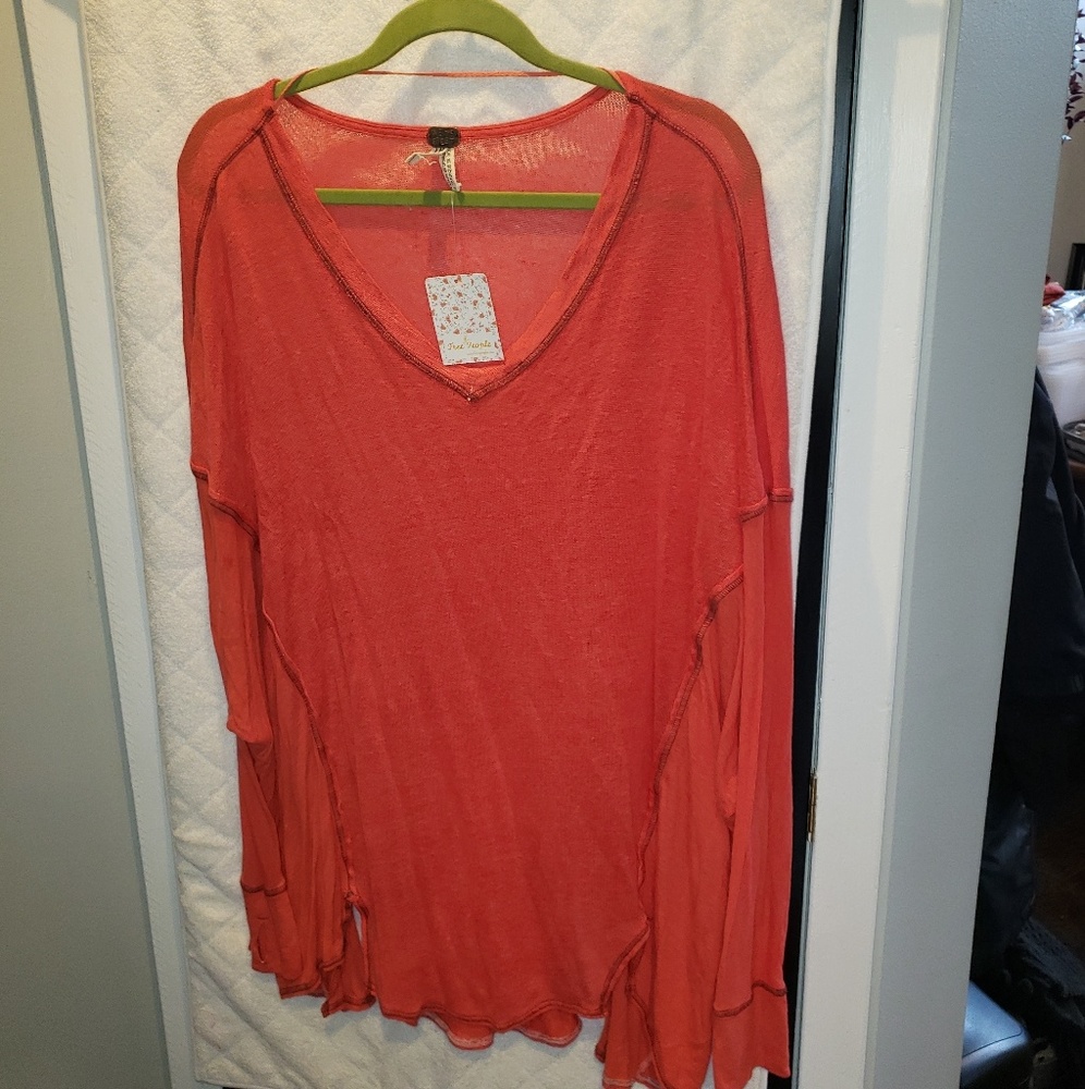 NWT oversized long sleeve tee